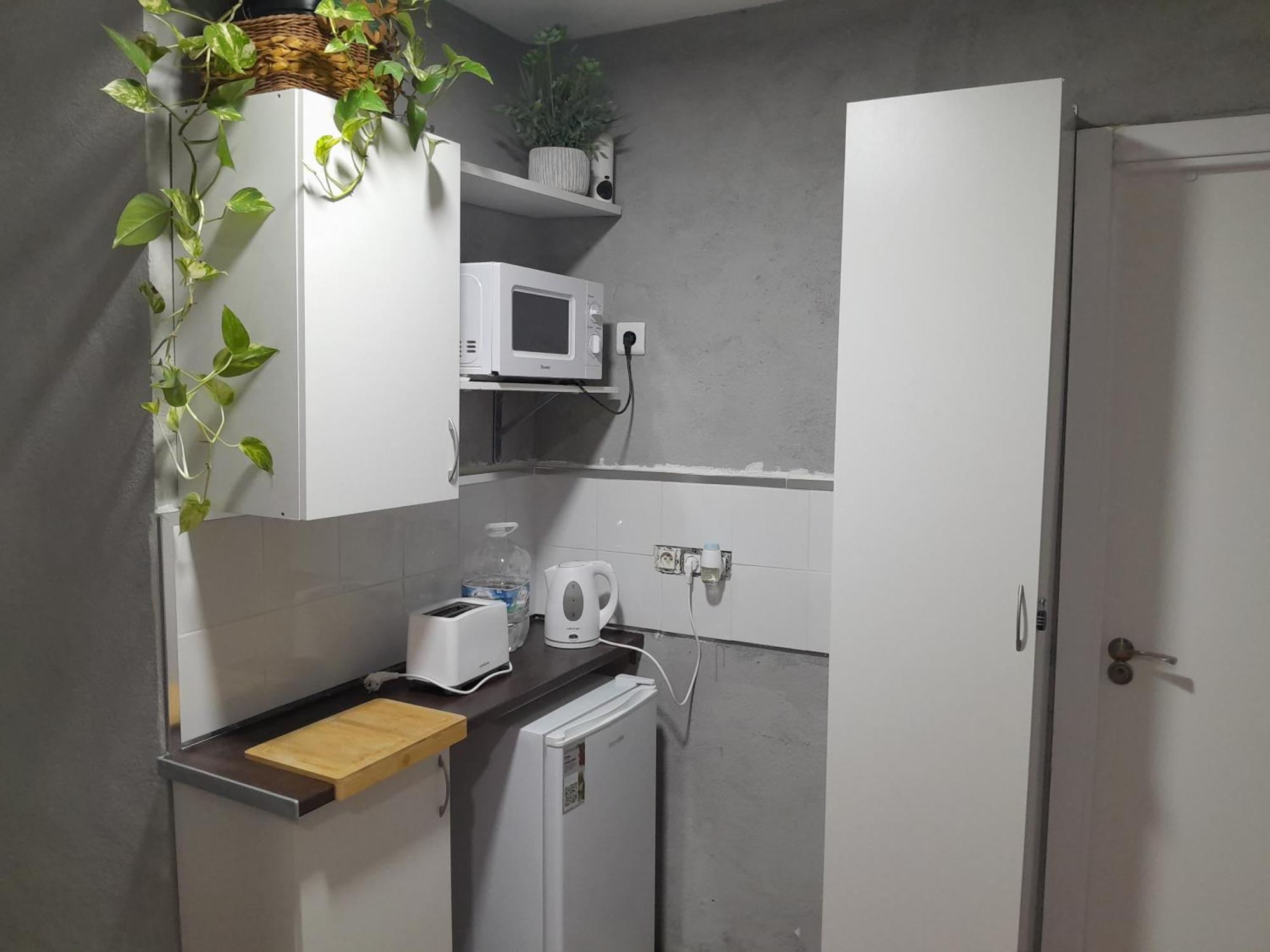 Nueva 5 Hotel Алхесирас Екстериор снимка